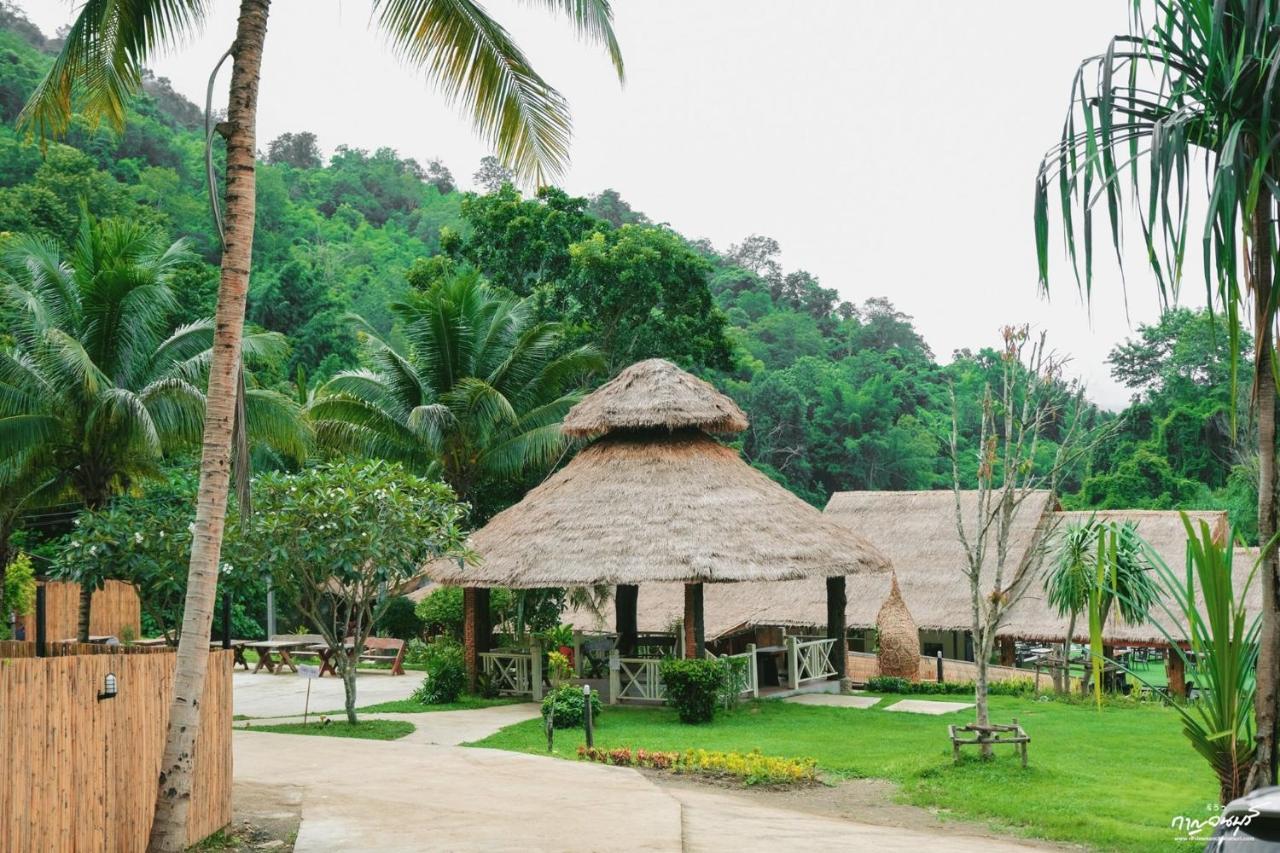 Ban Huai Maenam Noi Saiyok Mantra Resort מראה חיצוני תמונה