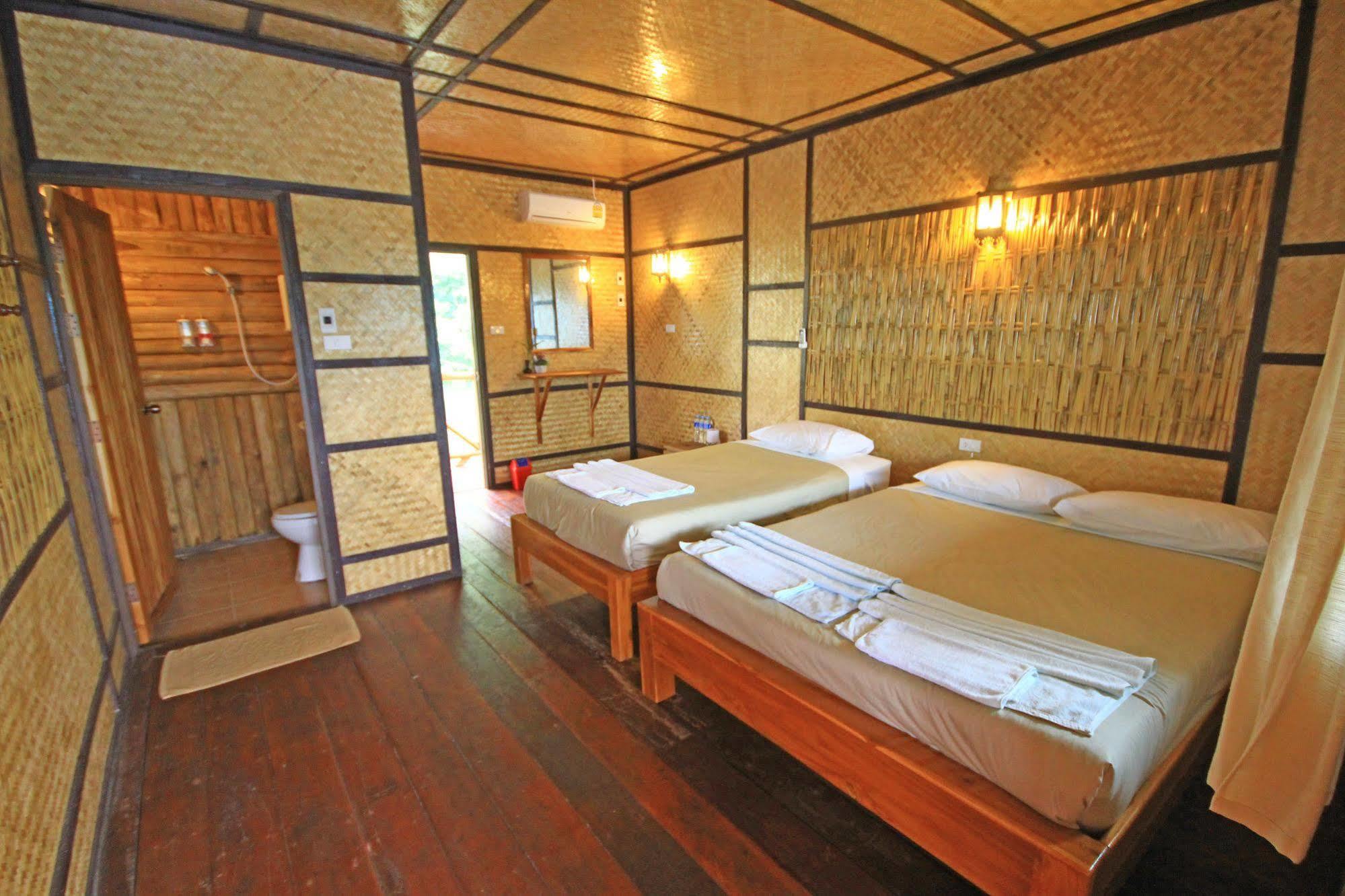 Ban Huai Maenam Noi Saiyok Mantra Resort מראה חיצוני תמונה